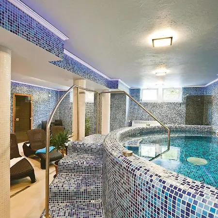 One-bedroom In *